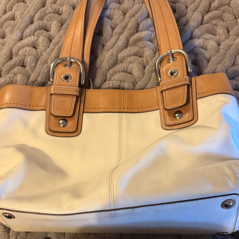 Coach Cream and Tan Leather Shoulder Tote